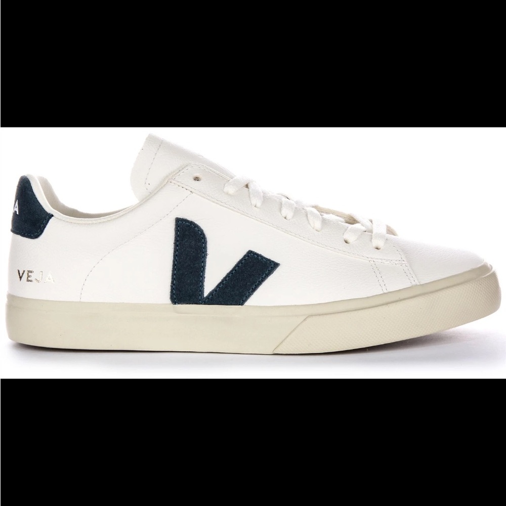 VEJA Campo Leather Sneakers — White/Navy — EU 40 (Fits US Women’s 9) Worn Once - Picture 2 of 11